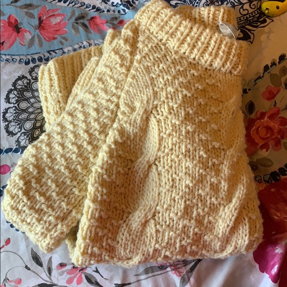 Wool Sweater - Picture 3 of 5